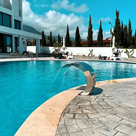 Flat With Sea View Close To In Edremit Apartamento *