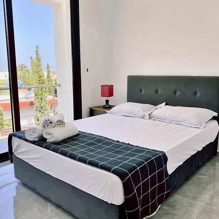 Flat With Sea View Close To In Edremit