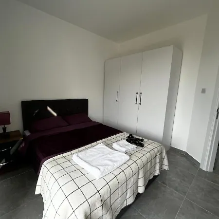 Flat With Sea View Close To In Edremit