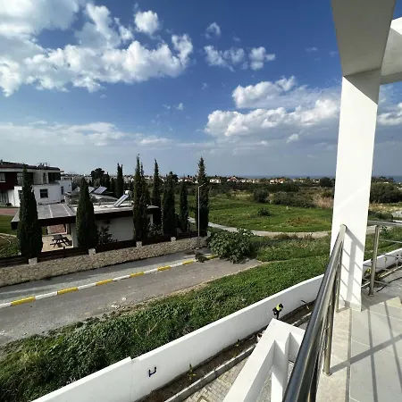 Flat With Sea View Close To In Edremit * Кирения